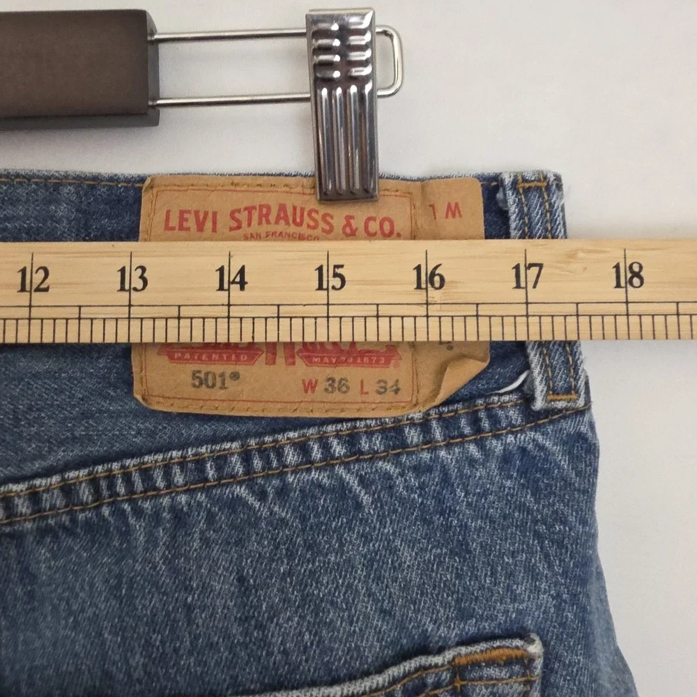 Levis 501 Jeans Mens Cowboy 36x34 (36x32) Blue Button Fly Original Straight Leg